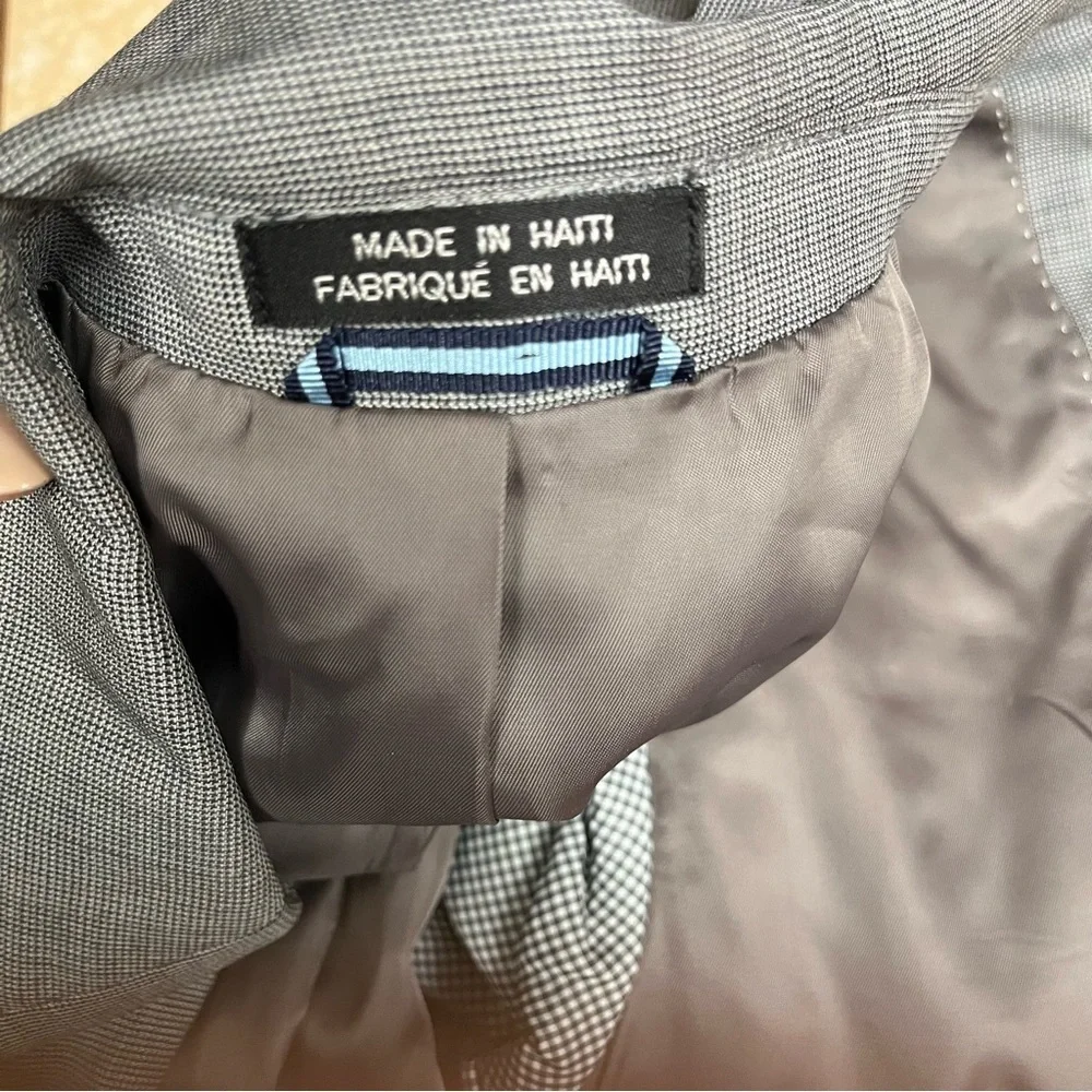 Tommy Hilfiger‎ Gray Sport Coat with Notched Lapel and Classic Fit
